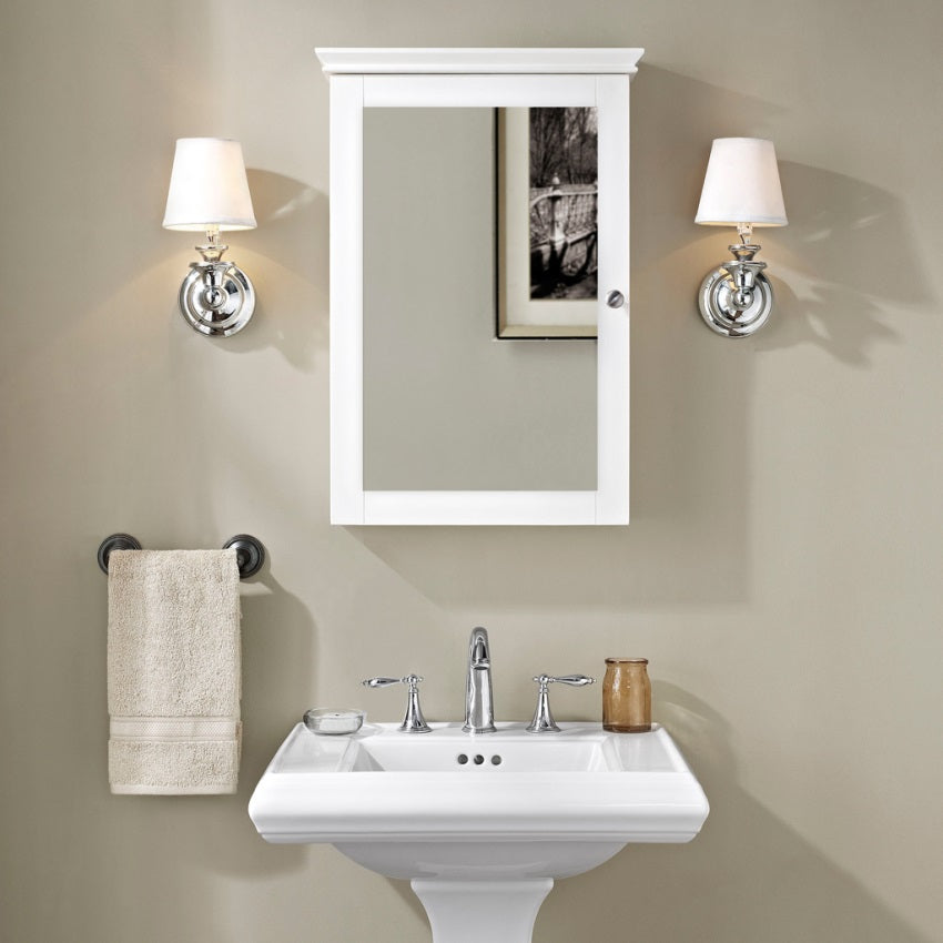 CasaFoyer Lydia Mirrored Wall Cabinet - Stylish Design, Ample Storage Space, Genuine Wood Border - Perfect for Bathroom Renovations