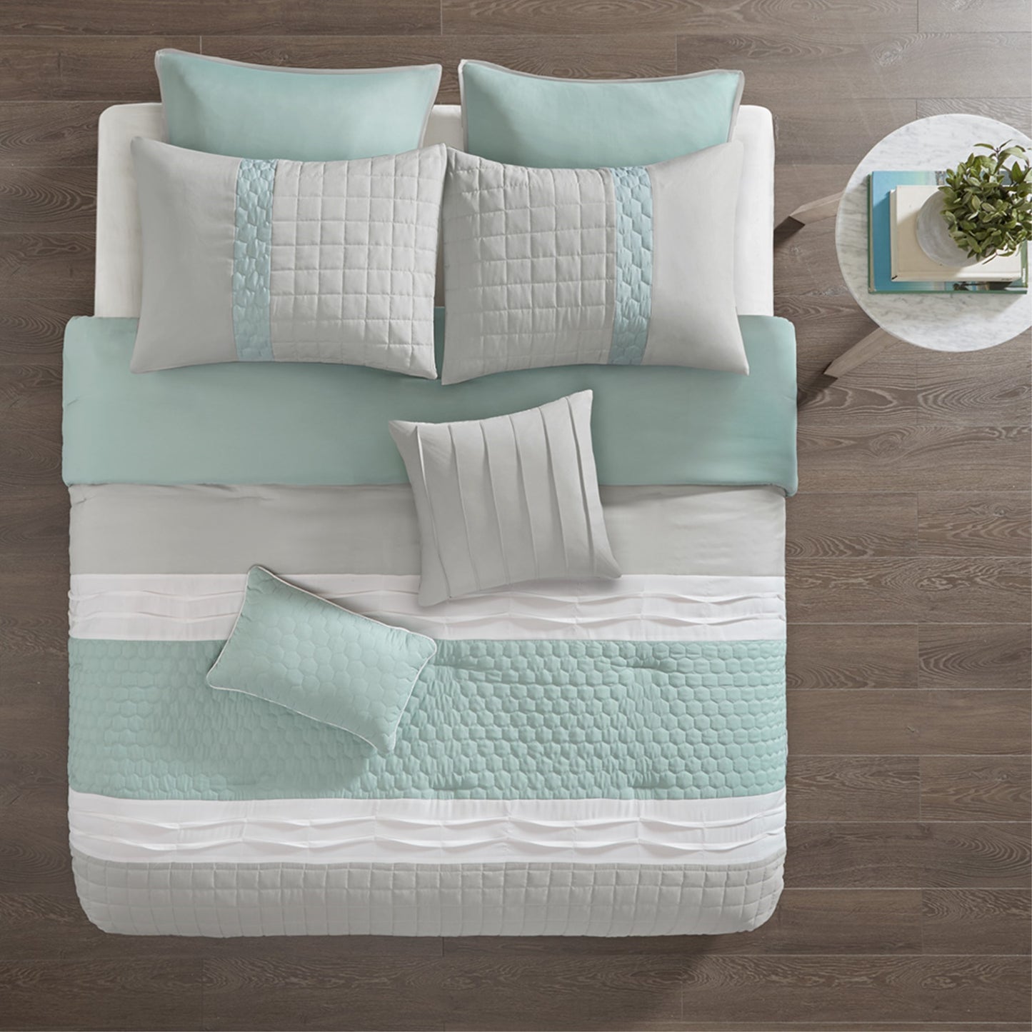CasaFoyer 8 Piece Comforter Set - Luxurious Microfiber Bedding with Pleated Accents, Quilting, and Pintuck Details - Includes Shams, Euro Shams, Decorative Pillows, and Bed Skirt - Machine Washable.