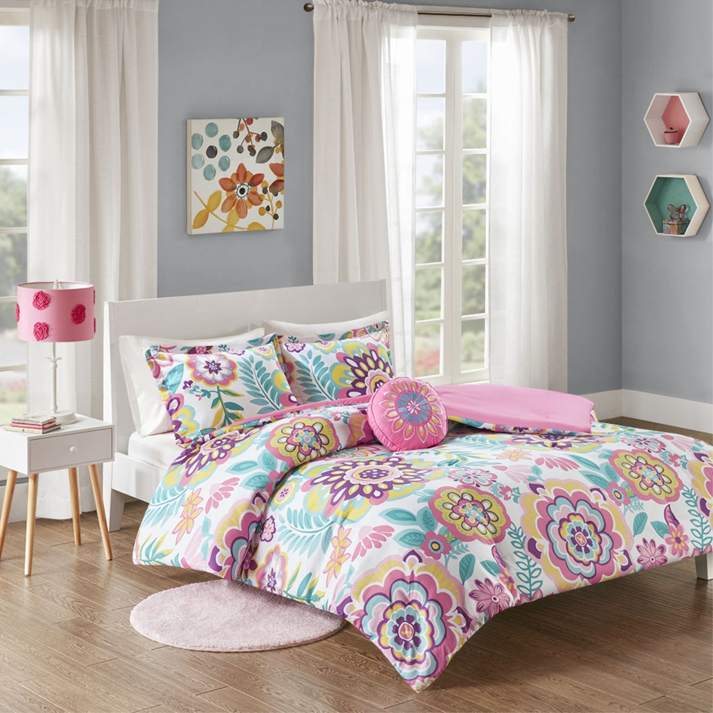 CasaFoyer Floral Comforter Set - Vibrant & Lively Bedroom Energy - Medallion Flower Print - Antimicrobial Treatment - Includes Shams & Decorative Pillow - Charming & Adorable Look - Long-lasting Freshness - Twin/TwinXL Size