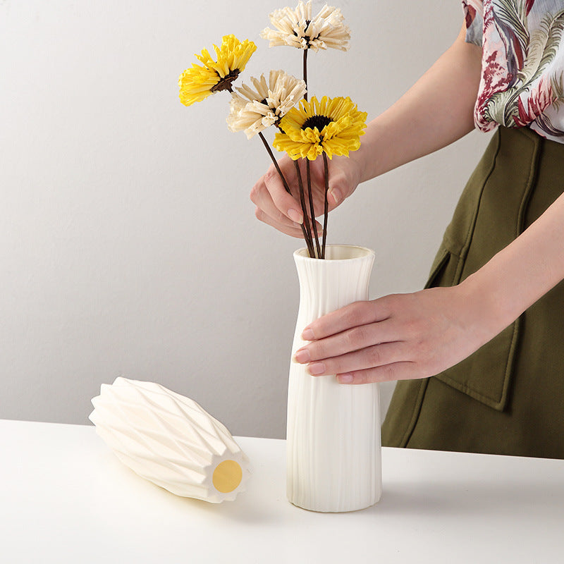 Flower Vases | CasaFoyer Plastic Living Room Drop-resistant Simulation Vase Decoration | casafoyer.myshopify.com