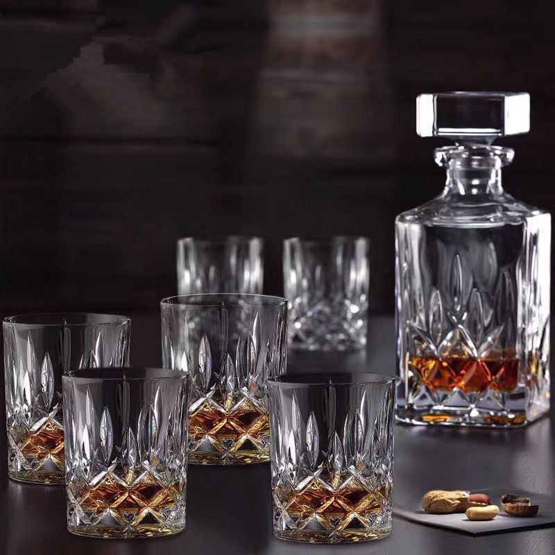 Whiskey Glass | CasaFoyer Lead-free crystal glass whiskey decanter & glass set | casafoyer.myshopify.com