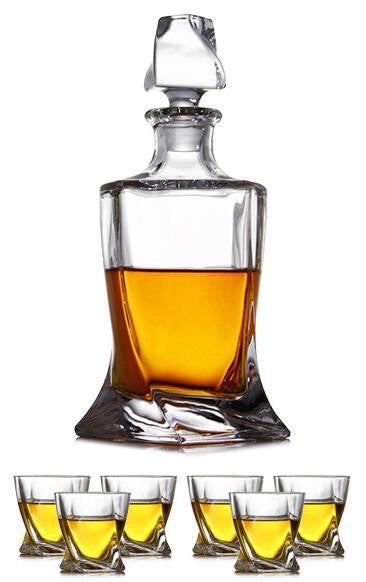 Whiskey Glass | CasaFoyer Lead-free crystal glass whiskey decanter & glass set | casafoyer.myshopify.com