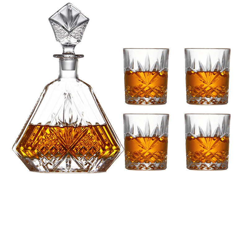 Whiskey Glass | CasaFoyer Lead-free crystal glass whiskey decanter & glass set | casafoyer.myshopify.com