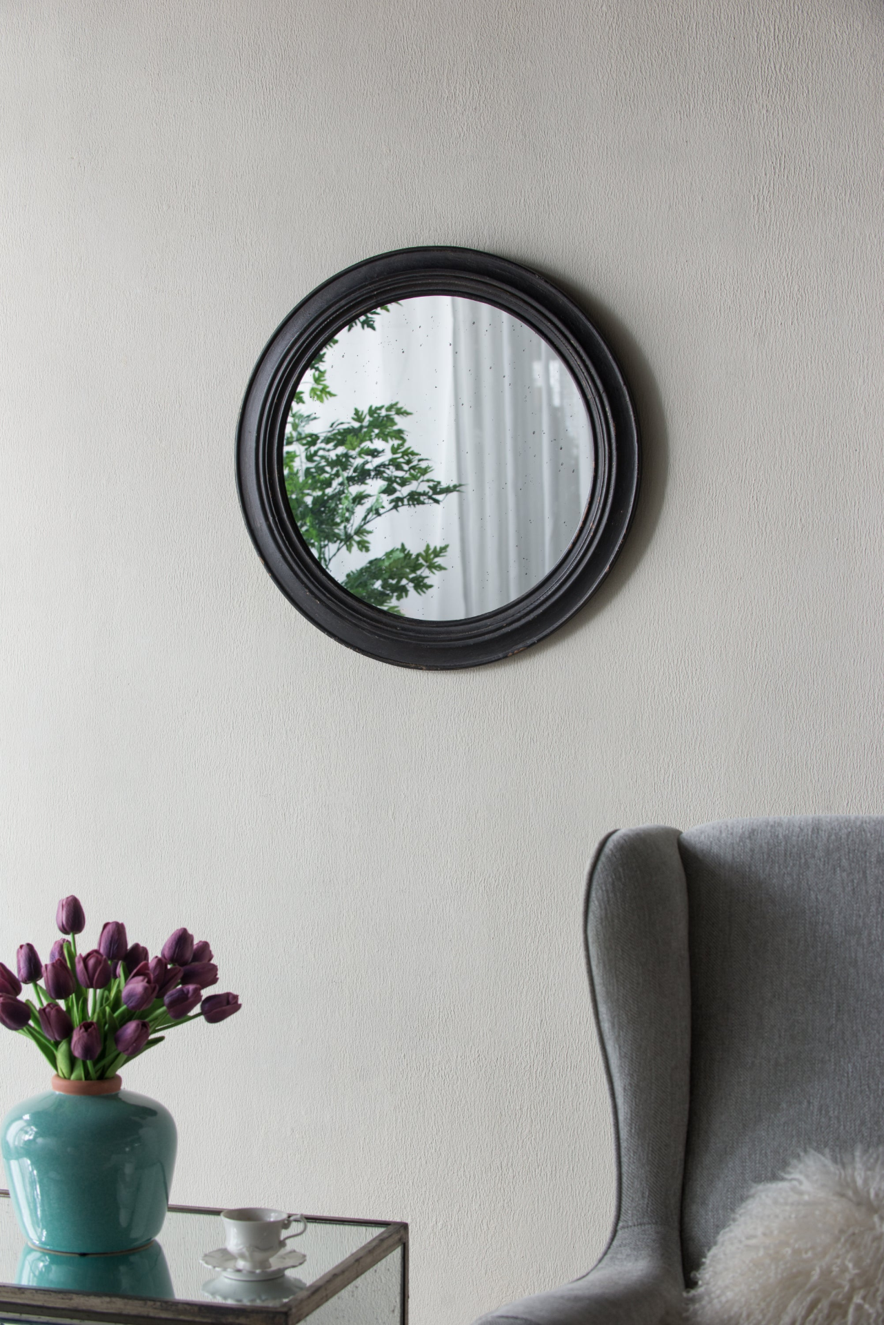 Wall mirror | Circle Wall Mirror with Wooden Black Frame, Antique Classic Accent Mirror, for Living Room, Foyer, Bathroom, Office | casafoyer.myshopify.com