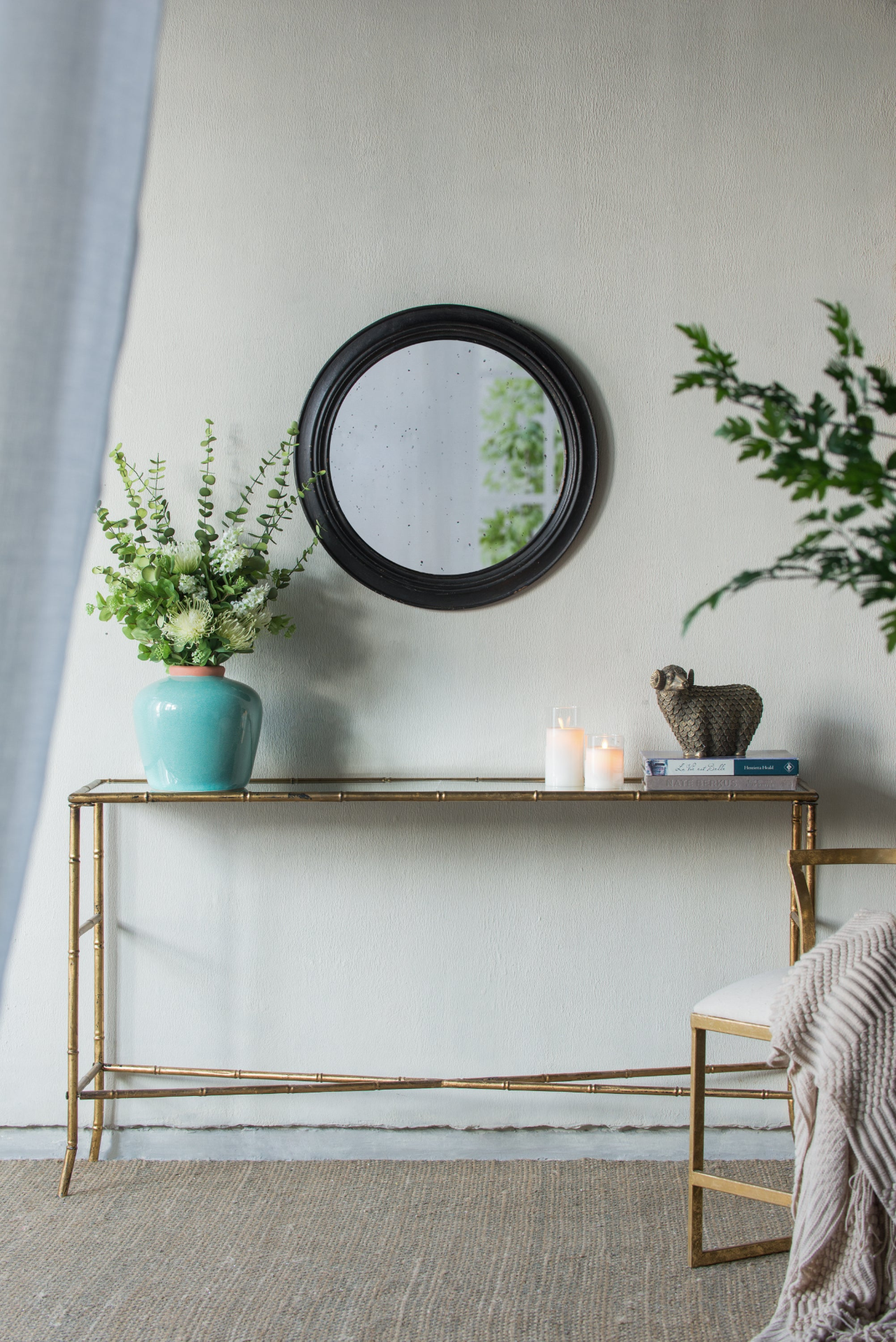 Wall mirror | Circle Wall Mirror with Wooden Black Frame, Antique Classic Accent Mirror, for Living Room, Foyer, Bathroom, Office | casafoyer.myshopify.com