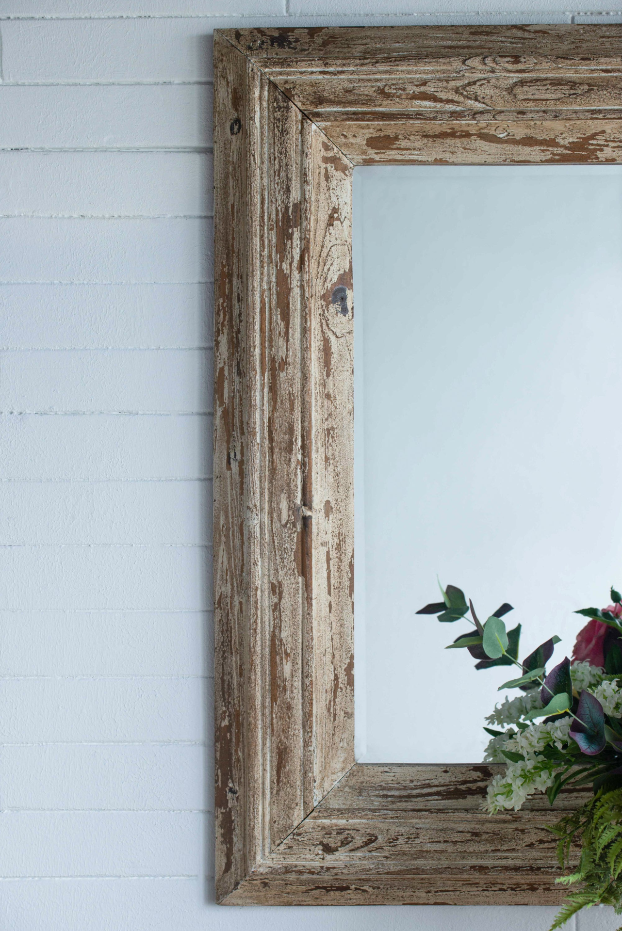 Wall mirror | Rectangle Wall Accent Mirror with Distressed Wood Frame | casafoyer.myshopify.com