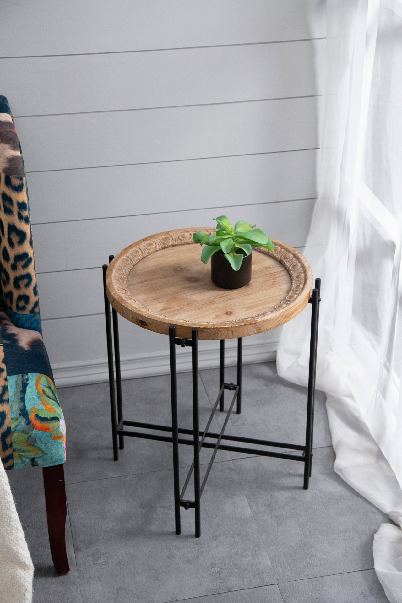 Table Decor | Round Side Table With Wood Top, End Table for Living Room Bedroom | casafoyer.myshopify.com