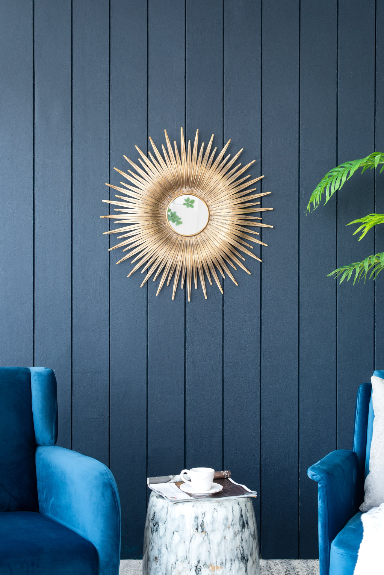 [product_type] | 28.3" Retro Design Gold Sunburst Metal Wall Mirror - Decorative Mirror for Bedroom, Dressing Room, Hallway or Living Space | casafoyer.myshopify.com