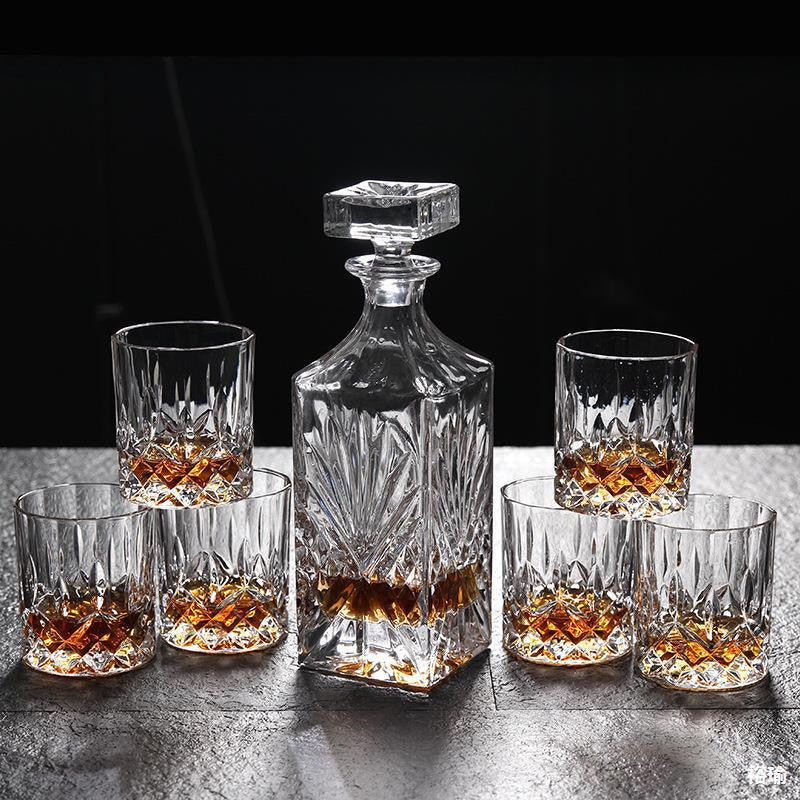 Whiskey glass | CasaFoyer Crystal Glass Whiskey decanter & 6 Pc Glass Set | casafoyer.myshopify.com