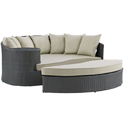 executive chairs | Sojourn Outdoor Patio Furniture Collection | Sectional Sofa Daybed with Sunbrella Cushions | Synthetic Rattan Weave | UV Protection | Aluminum Frame | casafoyer.myshopify.com