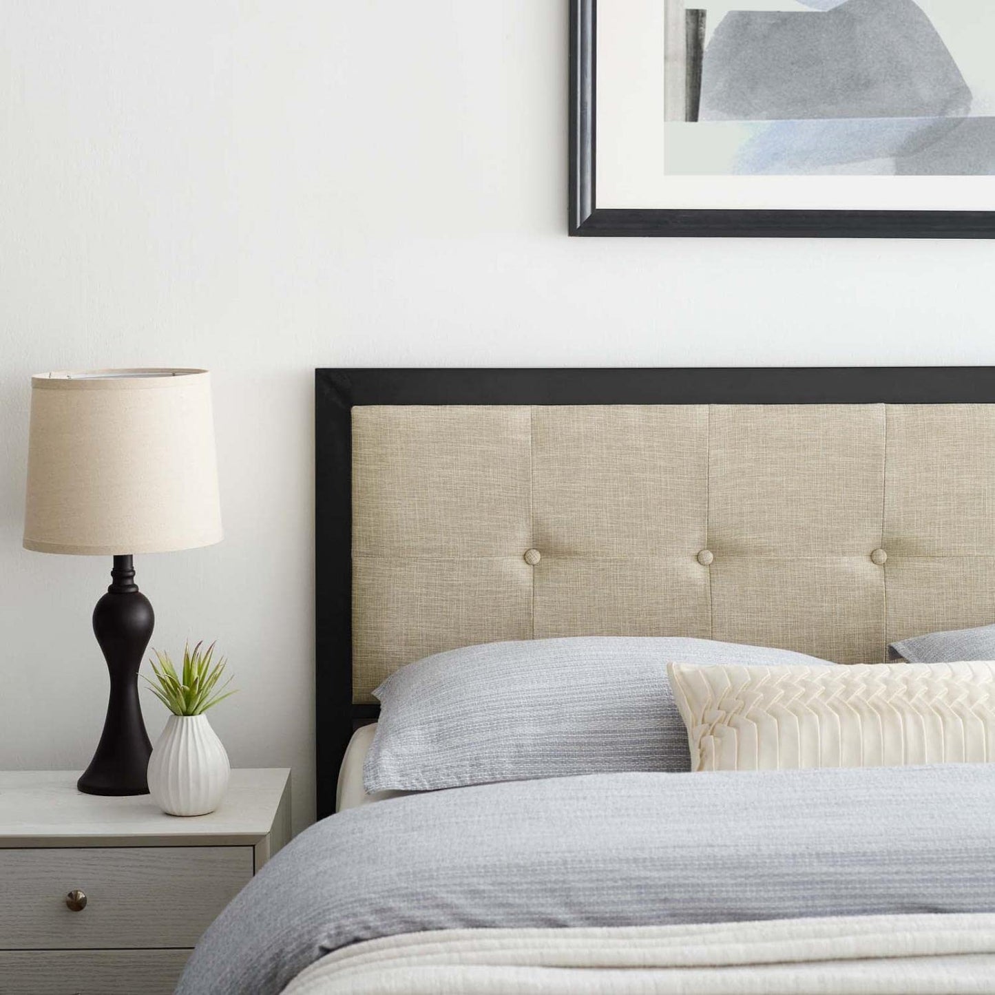 Bed | CasaFoyer Teagan Tufted Fabric Full Headboard | Contemporary Elegance with Vintage Allure | Plush Texture, Timeless Tufted Buttons | Soft Fabric, Dense Foam Cushioning | Durable Metal Frame | Compatible with Full Size Bed Frames | Includes 1 Headboard | casafoyer.myshopify.com