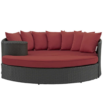 executive chairs | CasaFoyer Sojourn Outdoor Patio Furniture Collection | Sectional Sofa Daybed | Sunbrella Cushions | Synthetic Rattan Weave | UV Protection | Aluminum Frame | casafoyer.myshopify.com
