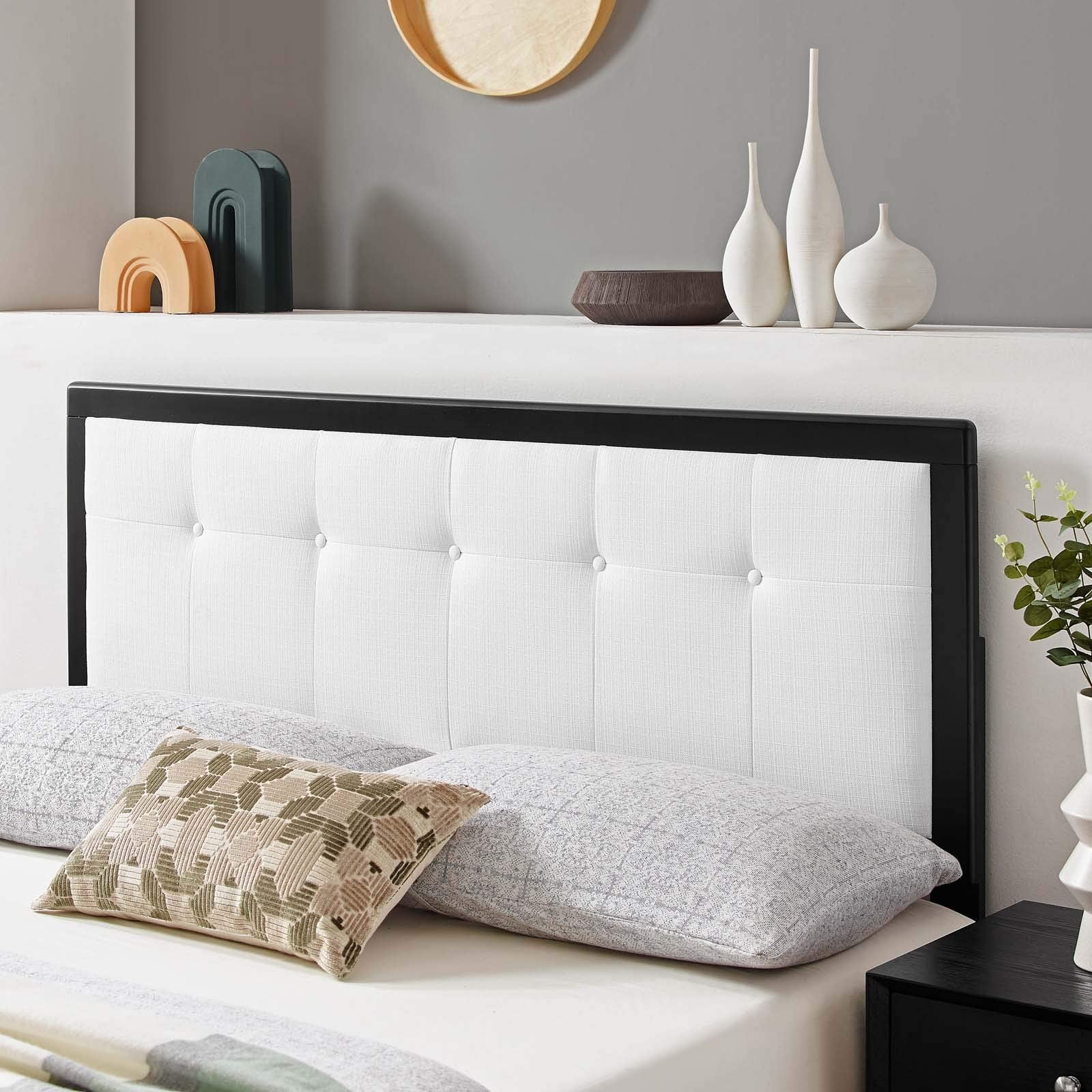 Bed | CasaFoyer Draper Tufted Wood Full Headboard | Sleek & Timeless Design | Mid-Century Inspired | Button Tufted Pattern | Versatile & Complements Any Decor | Durable Construction | Customizable | Assembly Required | casafoyer.myshopify.com