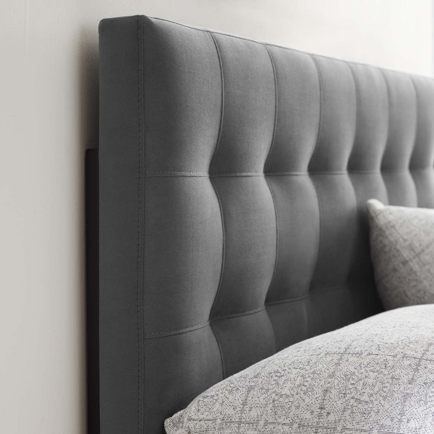 Bed | CasaFoyer Lily King Biscuit Tufted Performance Velvet Headboard | Elegant Gray | Stain-resistant | Height-adjustable | Comfortable | casafoyer.myshopify.com