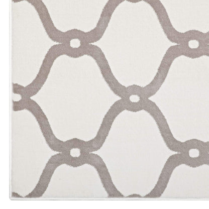 area rugs | CasaFoyer Beltara Chain Link Transitional Trellis Area Rug | Durable, Stain Resistant, Easy to Clean | 8x10 Beige/Ivory | casafoyer.myshopify.com
