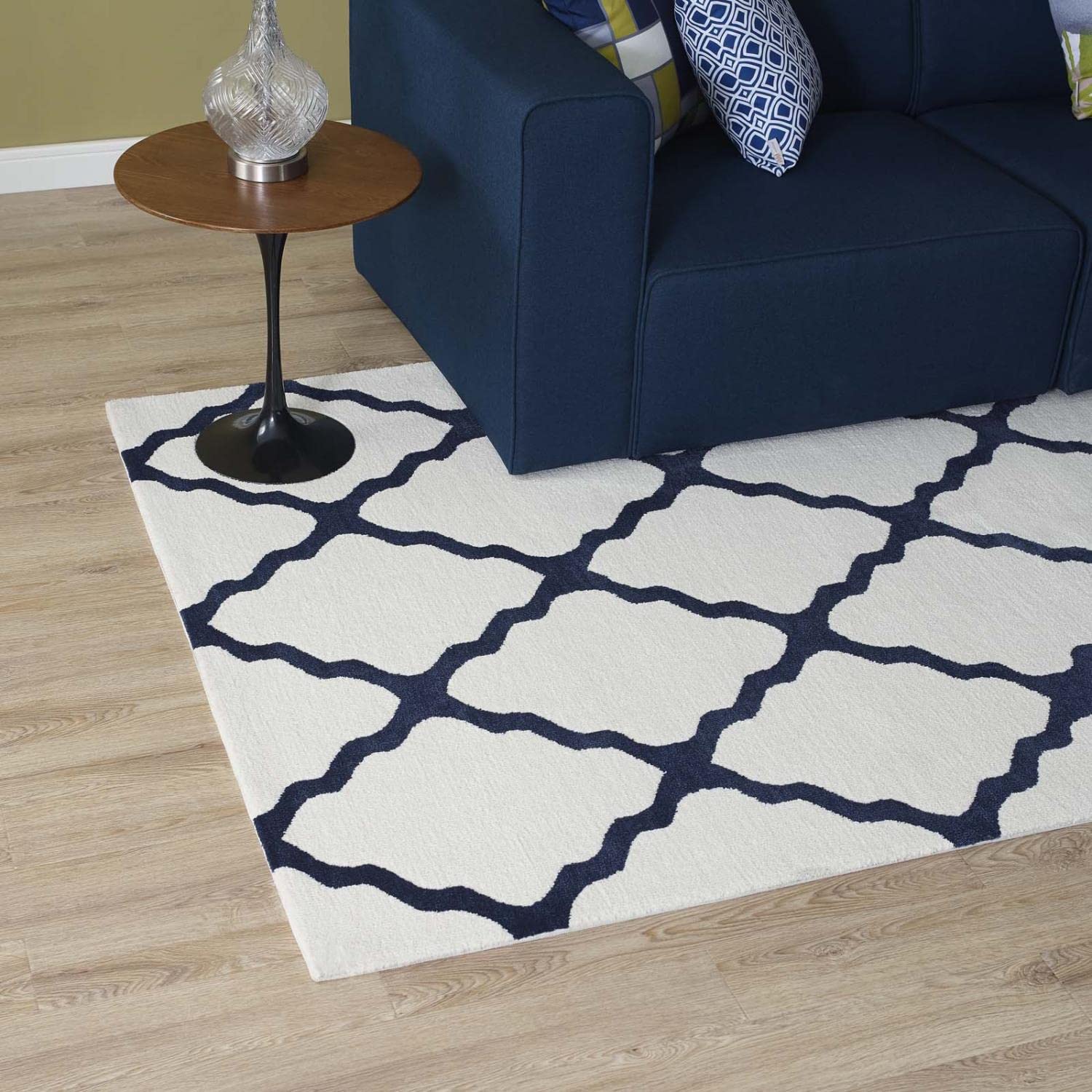 area rugs | CasaFoyer Marja Moroccan Trellis Area Rug | Soft, Elegant Lattice Design | Stain Resistant, Easy to Maintain | 5x8 Size | Ivory & Navy | casafoyer.myshopify.com