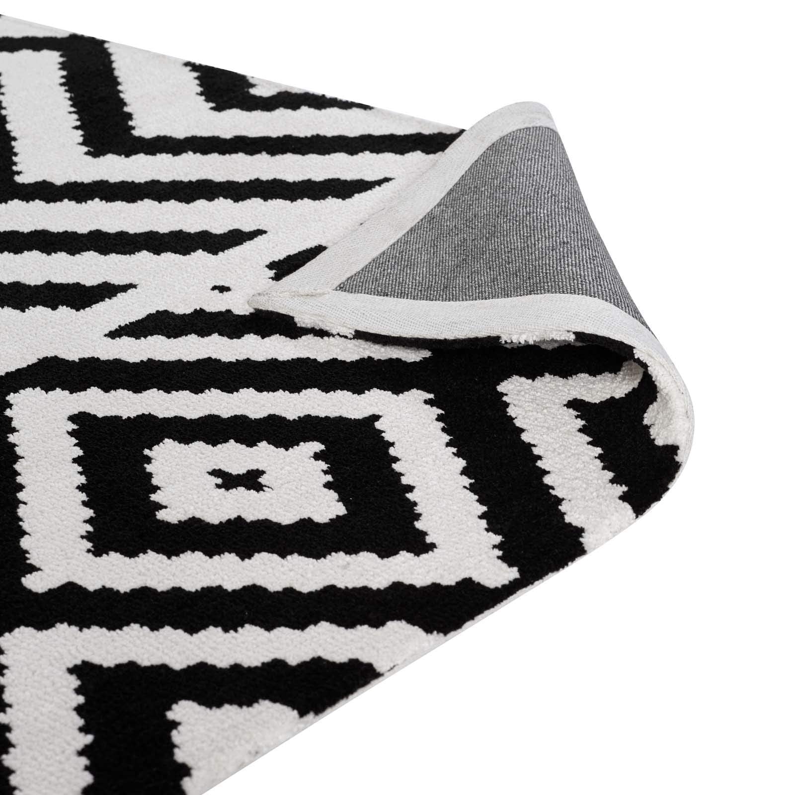 Carpet & Rugs | CasaFoyer Ailani Geometric Chevron and Diamond Area Rug | Modern Design | Soft Polyester Microfiber | Jute Fabric Bottom | Stain-Resistant | Easy to Maintain | 8x10 Black and White | casafoyer.myshopify.com