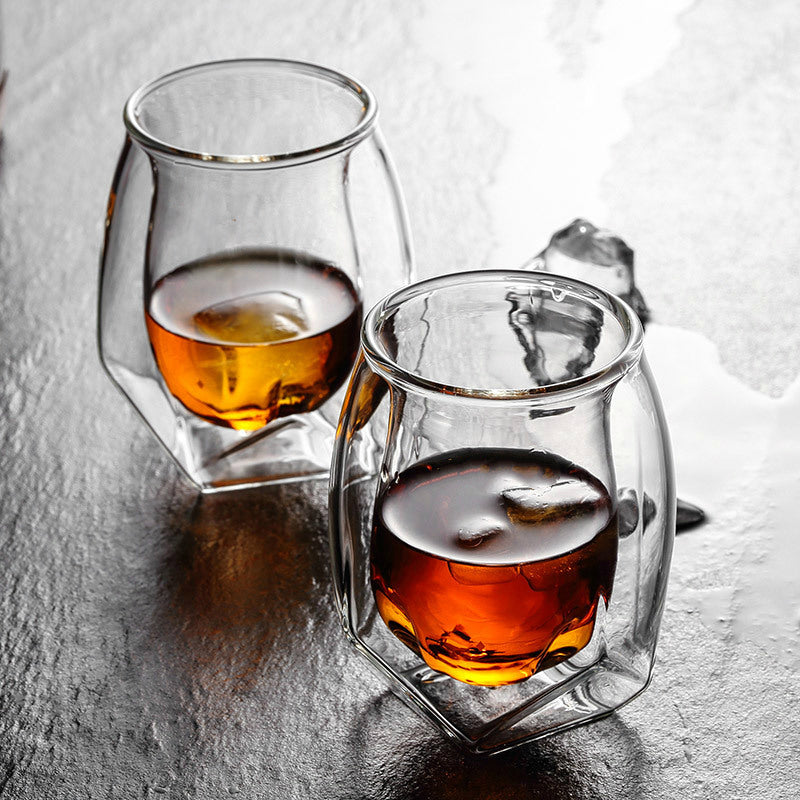 Whiskey glass | CasaFoyer Swirling Whiskey glass | casafoyer.myshopify.com