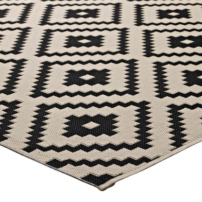 Carpet & Rugs | CasaFoyer Perplex Geometric Diamond Trellis Indoor/Outdoor Area Rug | Durable, Fade & Stain Resistant | 5x8 Size | Black/Beige | casafoyer.myshopify.com