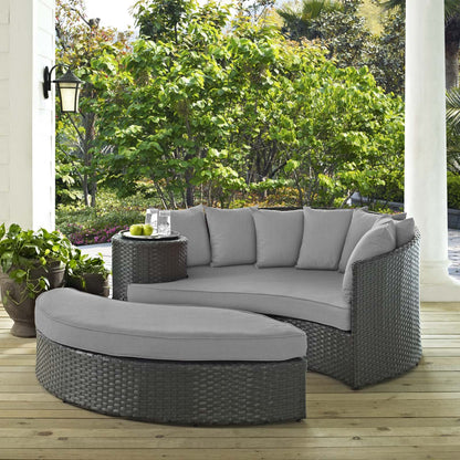 executive chairs | Sojourn Outdoor Patio Furniture Collection | Sectional Sofa Daybed | Sunbrella Cushions | Synthetic Rattan Weave | UV Protection | Aluminum Frame | casafoyer.myshopify.com