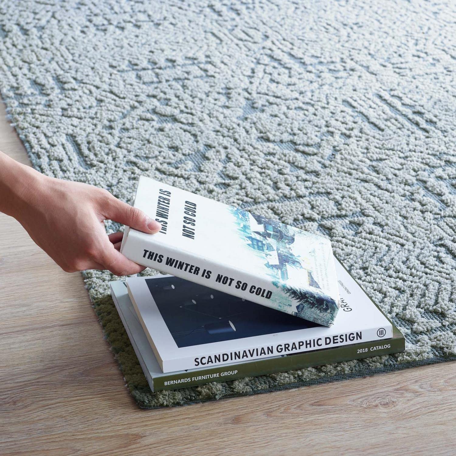 area rugs | CasaFoyer Javiera Contemporary Moroccan Area Rug | Soft Microfiber | Durable Jute Bottom | Stain-Resistant | Easy to Clean | 5x8 Ivory & Light Blue | casafoyer.myshopify.com
