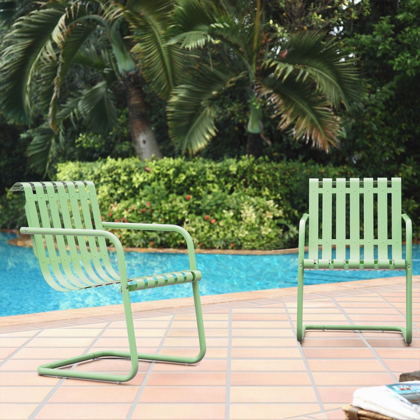 Chair | CasaFoyer Gracie Chair | Vintage Comfort & Durability | Cantilevered Design | Steel Frame | Powder Coated | Green (2PC/1CARTON) | casafoyer.myshopify.com
