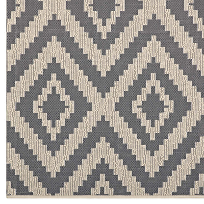 Carpet & Rugs | CasaFoyer Jagged Geometric Diamond Trellis Indoor/Outdoor Area Rug | Durable, Stylish, Family-Friendly | Gray/Beige | 5x8 | casafoyer.myshopify.com