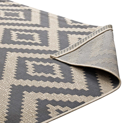 Carpet & Rugs | CasaFoyer Jagged Geometric Diamond Trellis Indoor/Outdoor Area Rug | Durable, Fade & Stain Resistant | 8x10 | Gray/Beige | casafoyer.myshopify.com