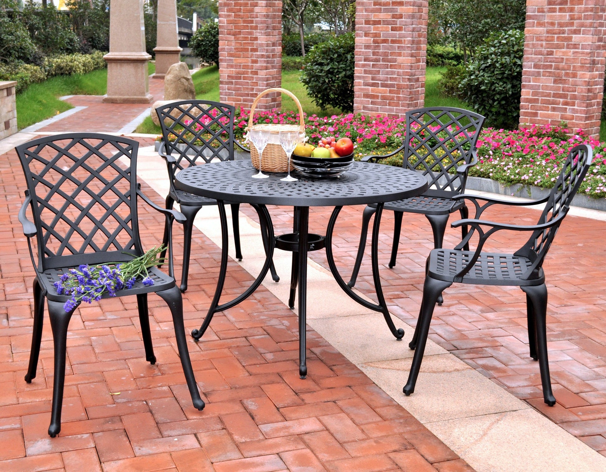 Dining Table | Premium Aluminum Outdoor Dining Set | Cool & Comfortable Experience | Stylish & Durable | Charcoal Black Finish | Ergonomic High Back Chairs | casafoyer.myshopify.com