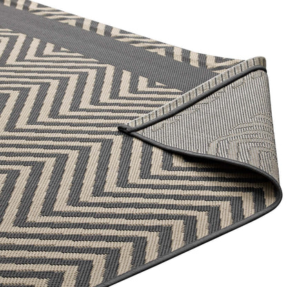 area rugs | CasaFoyer Optica Chevron With End Borders 5x8 Indoor/Outdoor Area Rug | Stylish, Durable, Fade & Stain Resistant | All-Weather | Gray/Beige | casafoyer.myshopify.com