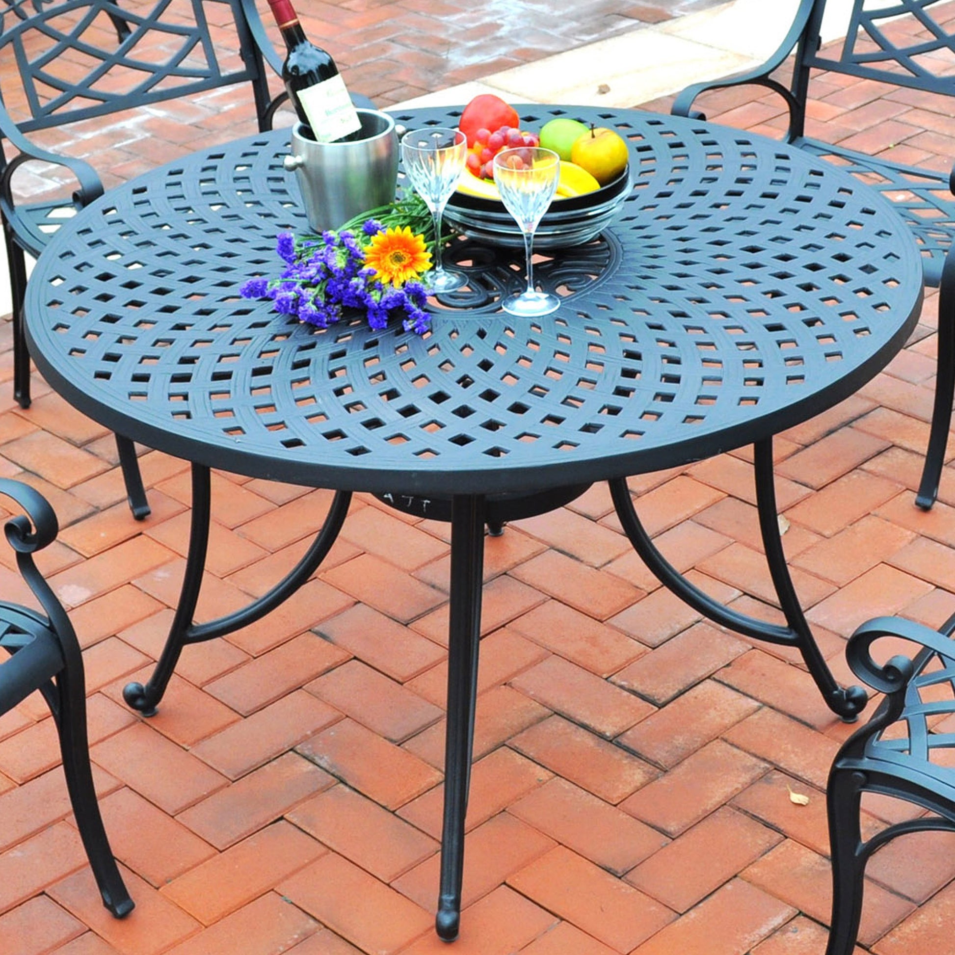 Dining Table | Outdoor Oasis | Heavy-Duty Aluminum Dining Table Set | Contoured Seats | Charcoal Black Finish | casafoyer.myshopify.com