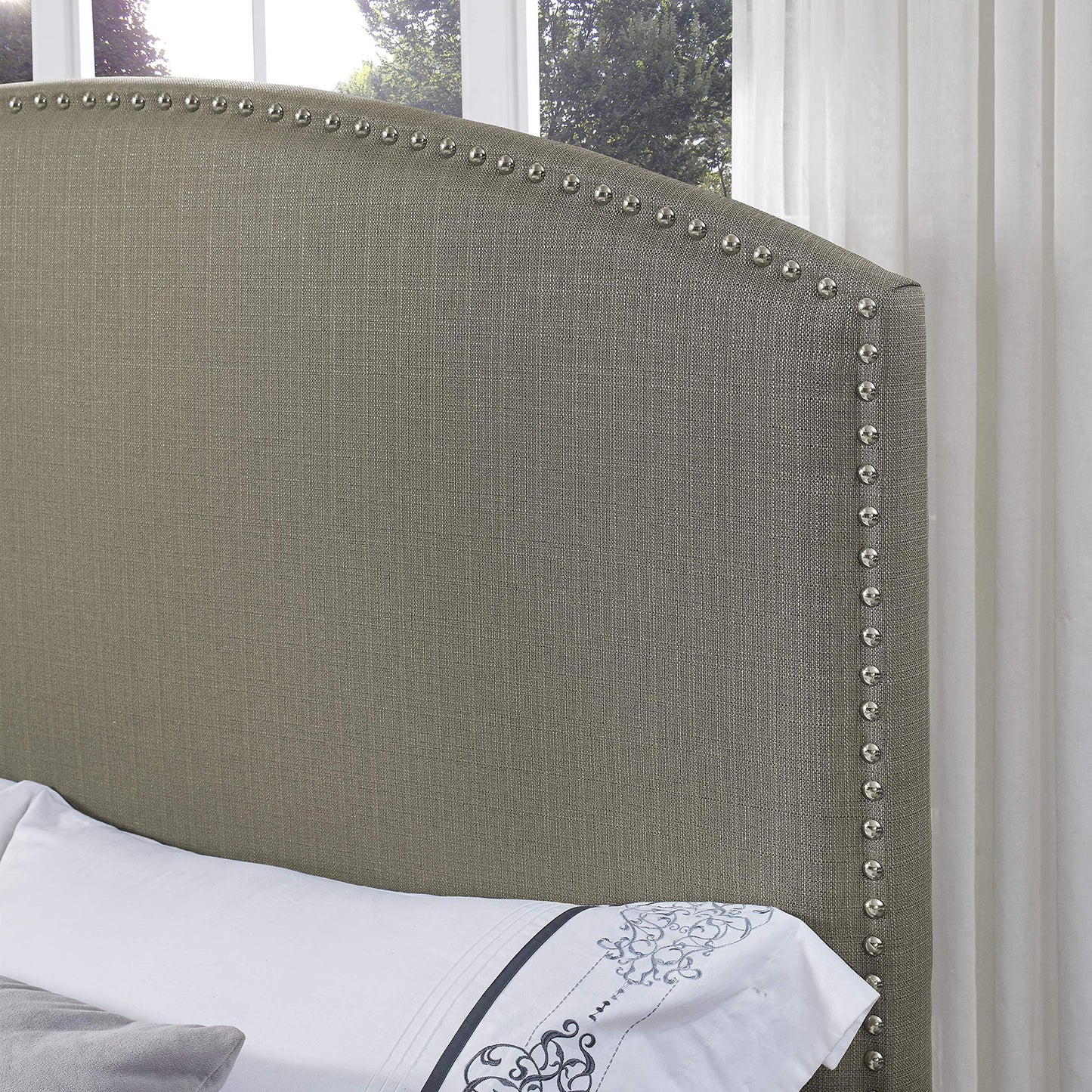 Bed | Cassie Bedset | Timeless Style | Curved Headboard | Shadow Gray | Antique Brass/Nickel Trim | Sturdy Frame | Easy Assembly | casafoyer.myshopify.com