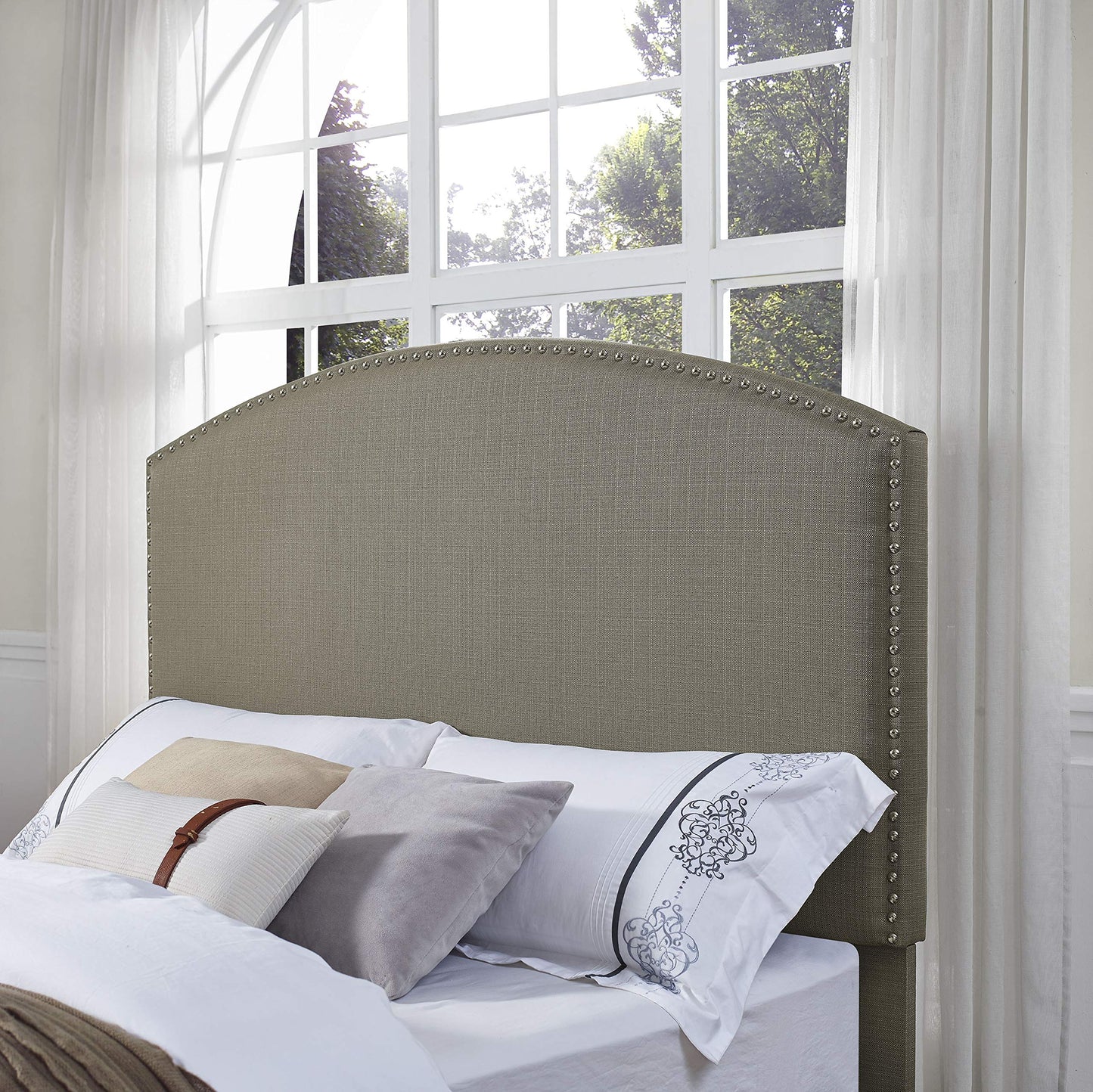 Bed | Cassie Bedset | Timeless Style | Curved Headboard | Shadow Gray | Antique Brass/Nickel Trim | Sturdy Frame | Easy Assembly | casafoyer.myshopify.com