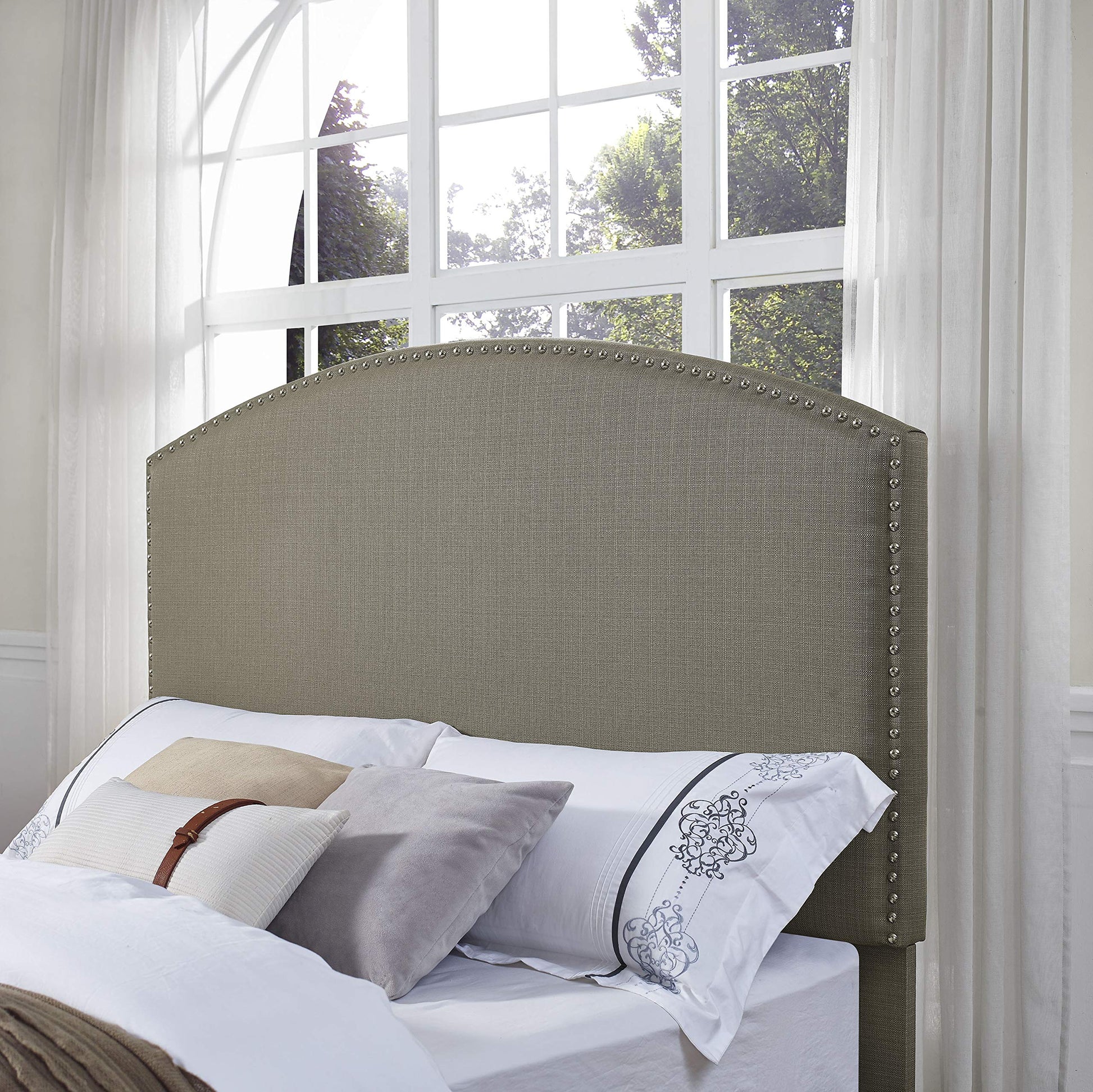 Bed | Cassie Bedset | Timeless Style | Curved Headboard | Shadow Gray | Antique Brass/Nickel Trim | Sturdy Frame | Easy Assembly | casafoyer.myshopify.com