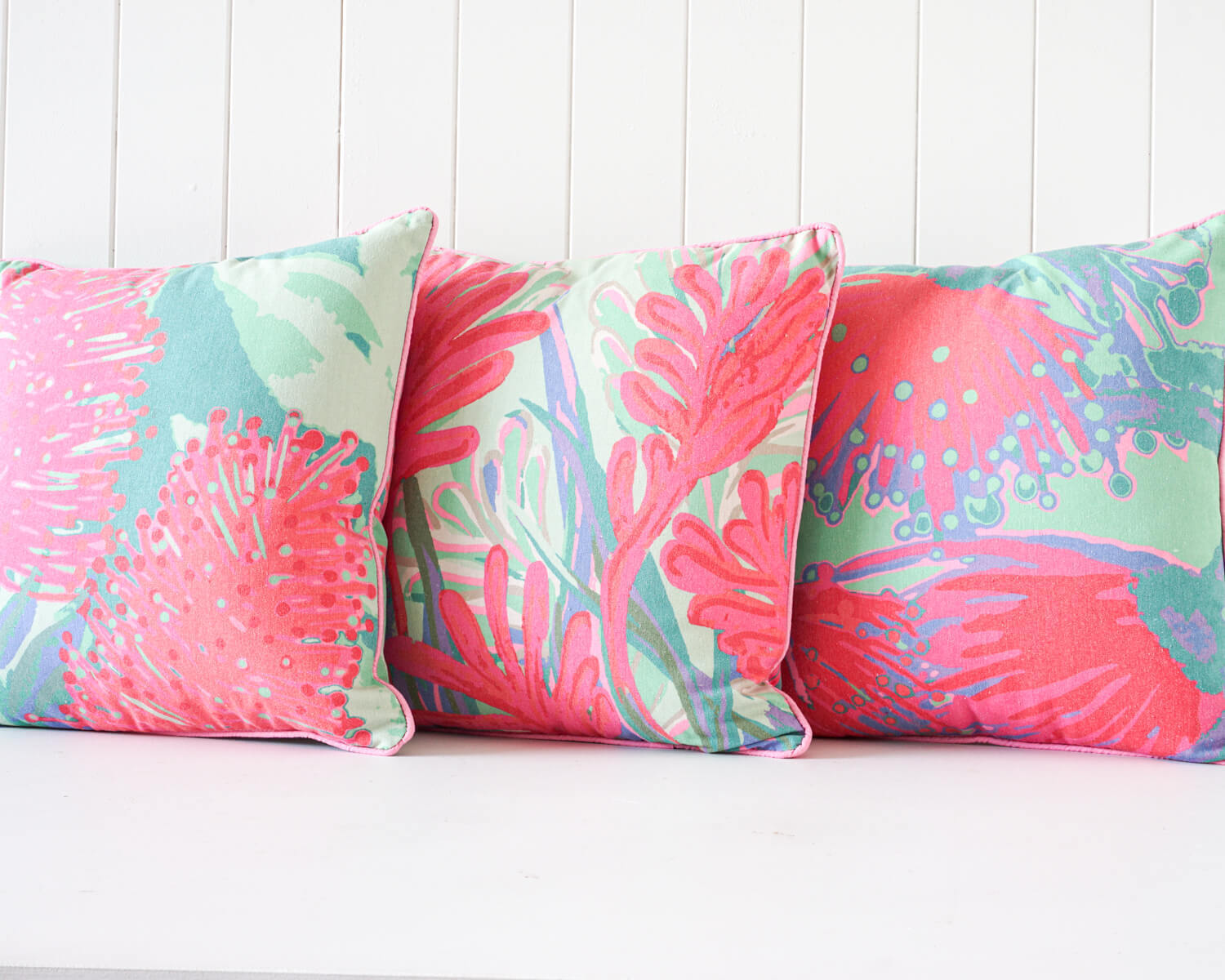 Cushions | Whimsical Indoor Cushions - Unique Designs to Elevate Your Decor - Affordable and Rejuvenating - Beautiful Blossom Dark - 45x45cm | casafoyer.myshopify.com
