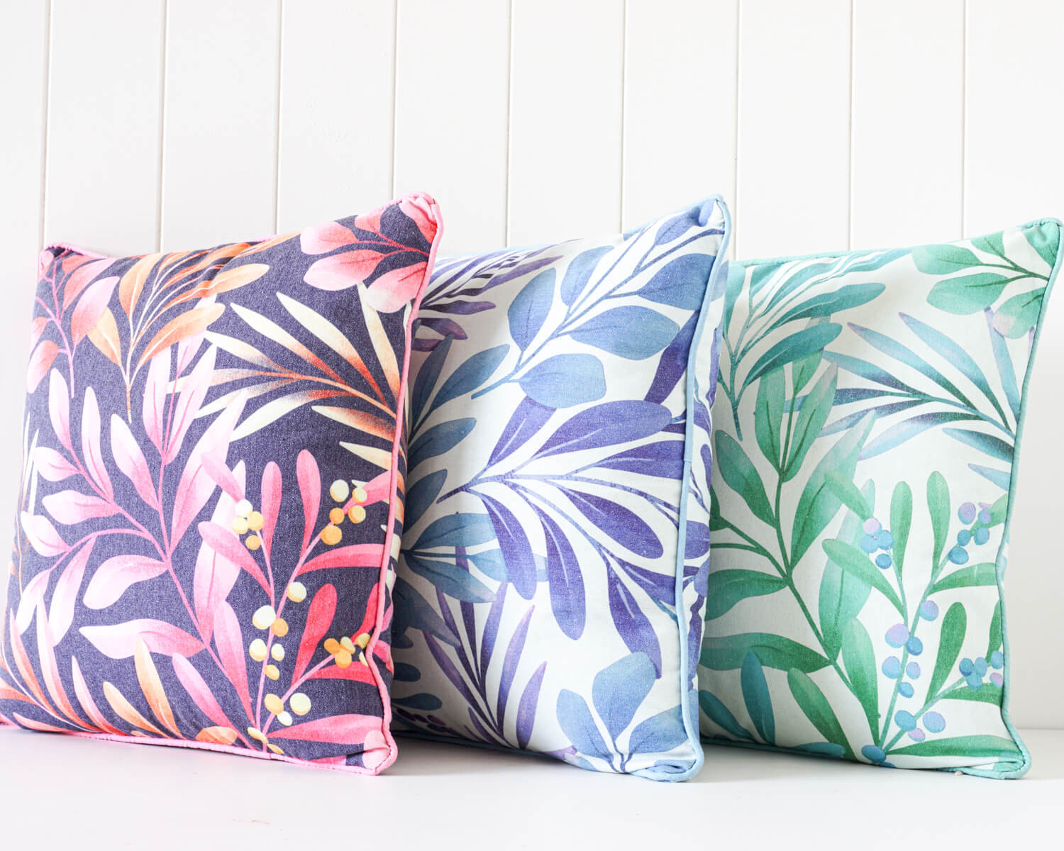 Cushions | Casafoyer Playful Indoor Cushion Collection - Add a Unique Touch to Your Space - Flower Patch Design - Green - 45x45cm | casafoyer.myshopify.com