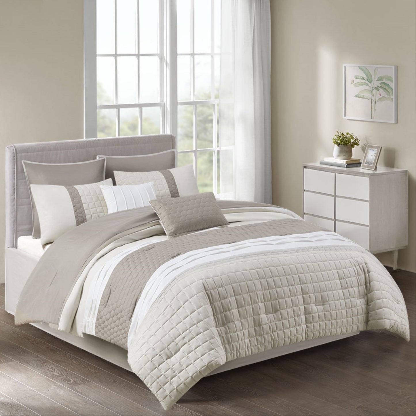 CasaFoyer  8 Piece Comforter Set - Ultra-Soft Microfiber, Pleated Accents, Quilted Details - Queen Size
