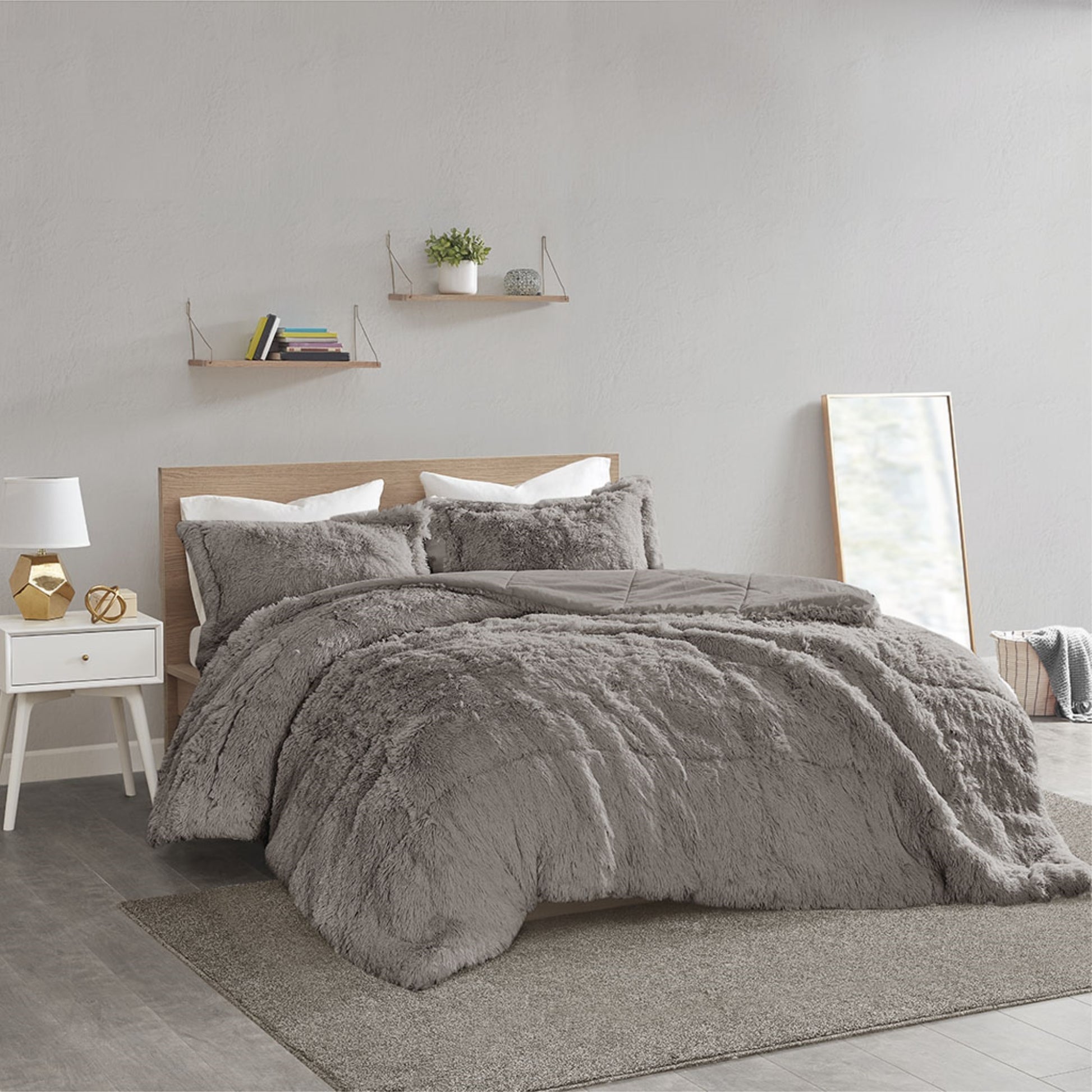 CasaFoyer Shaggy Long Fur Comforter Mini Set - Contemporary Elegance for Your Bedroom - Includes Comforter and Shams - Soft and Fluffy Texture - Modern and Sophisticated Look - Solid Plush Reverse - Wrinkle-Resistant Packaging - Cozy and Stylish Sanctuary