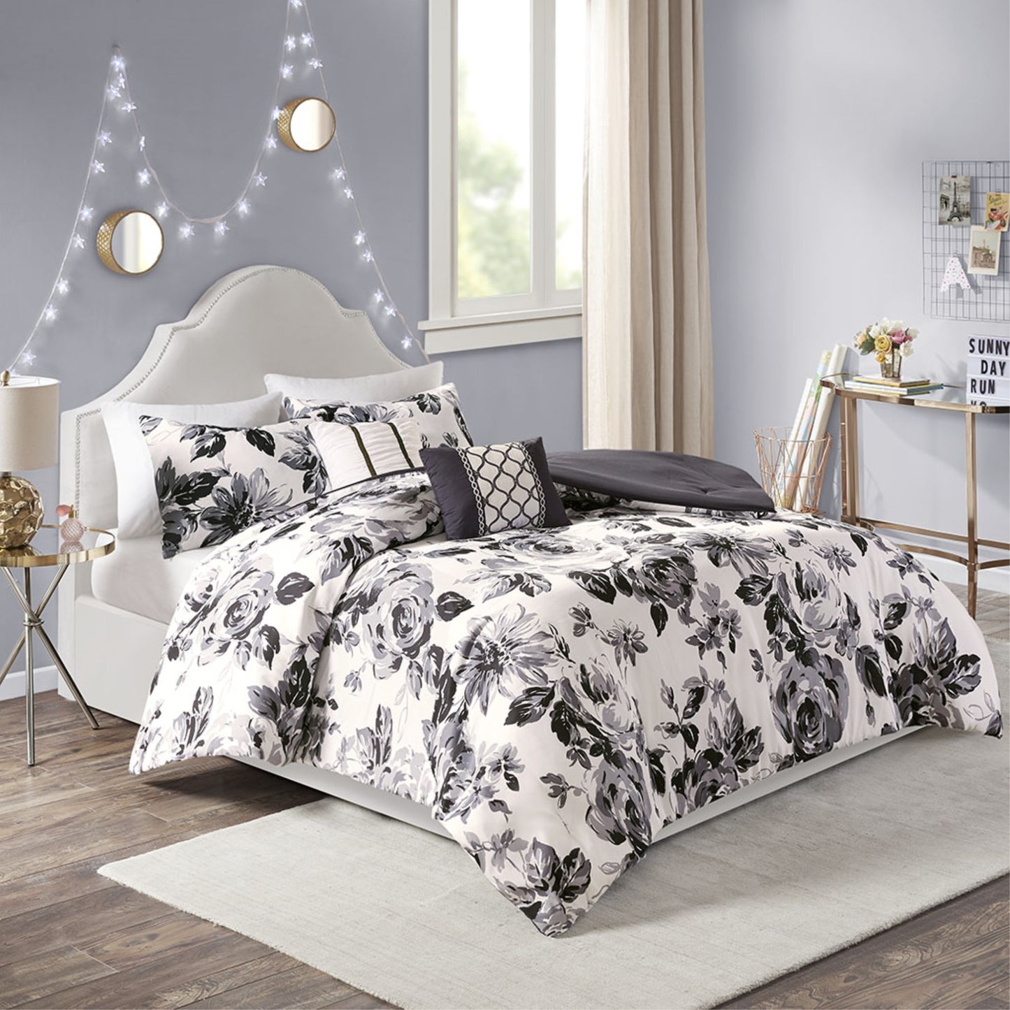CasaFoyer Floral Print Comforter Set - Elegant Black and White Floral Design - Ultra-Soft Microfiber - Includes Sham(s) and Decorative Pillows - Machine Washable - Transform Your Bedroom into a Haven of Elegance
