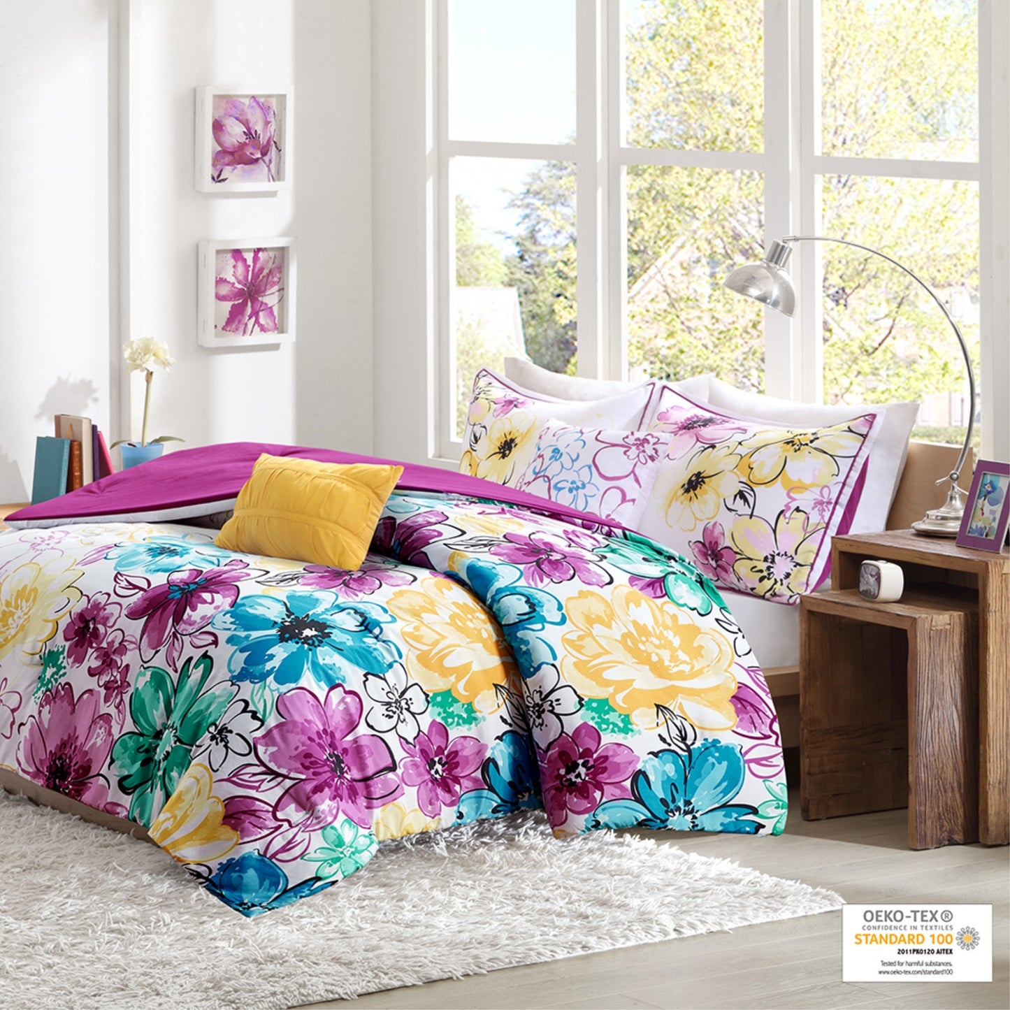 CasaFoyer Comforter Set - Vibrant Floral Print, Reversible Design, Antimicrobial Treatment, Includes Shams and Decorative Pillows - Transform Your Bedroom with Joyful Style!