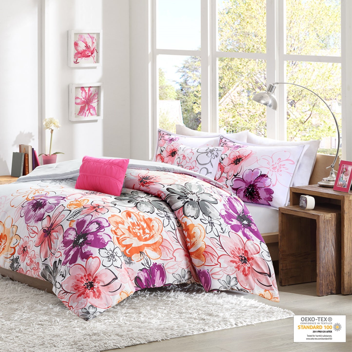 CasaFoyer Comforter Set - Vibrant Floral Pattern, Includes Shams & Decorative Pillows, Antimicrobial Treatment for Freshness, Revitalize Your Bedroom Ambiance