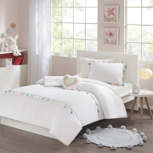 CasaFoyer Multi-Colored Tassel Comforter Set with Heart-Shaped Pillow - Hypoallergenic & Dustproof - Machine Washable - OEKO-TEX Certified - Perfect for Kids' Bedroom Decor