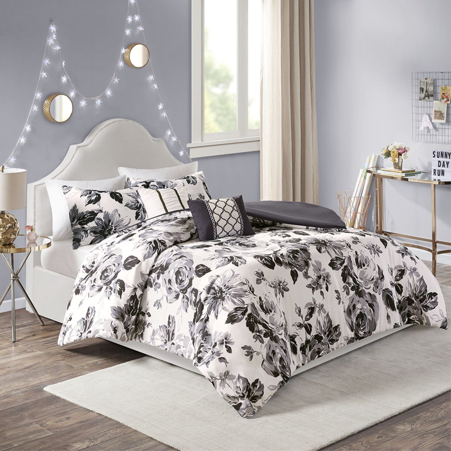 CasaFoyer Floral Print Duvet Cover Set - Ultra-Soft Microfiber, Black and White, Elegant Floral Design, Includes Shams and Decorative Pillows, Machine Washable, Button Closures, Corner Ties