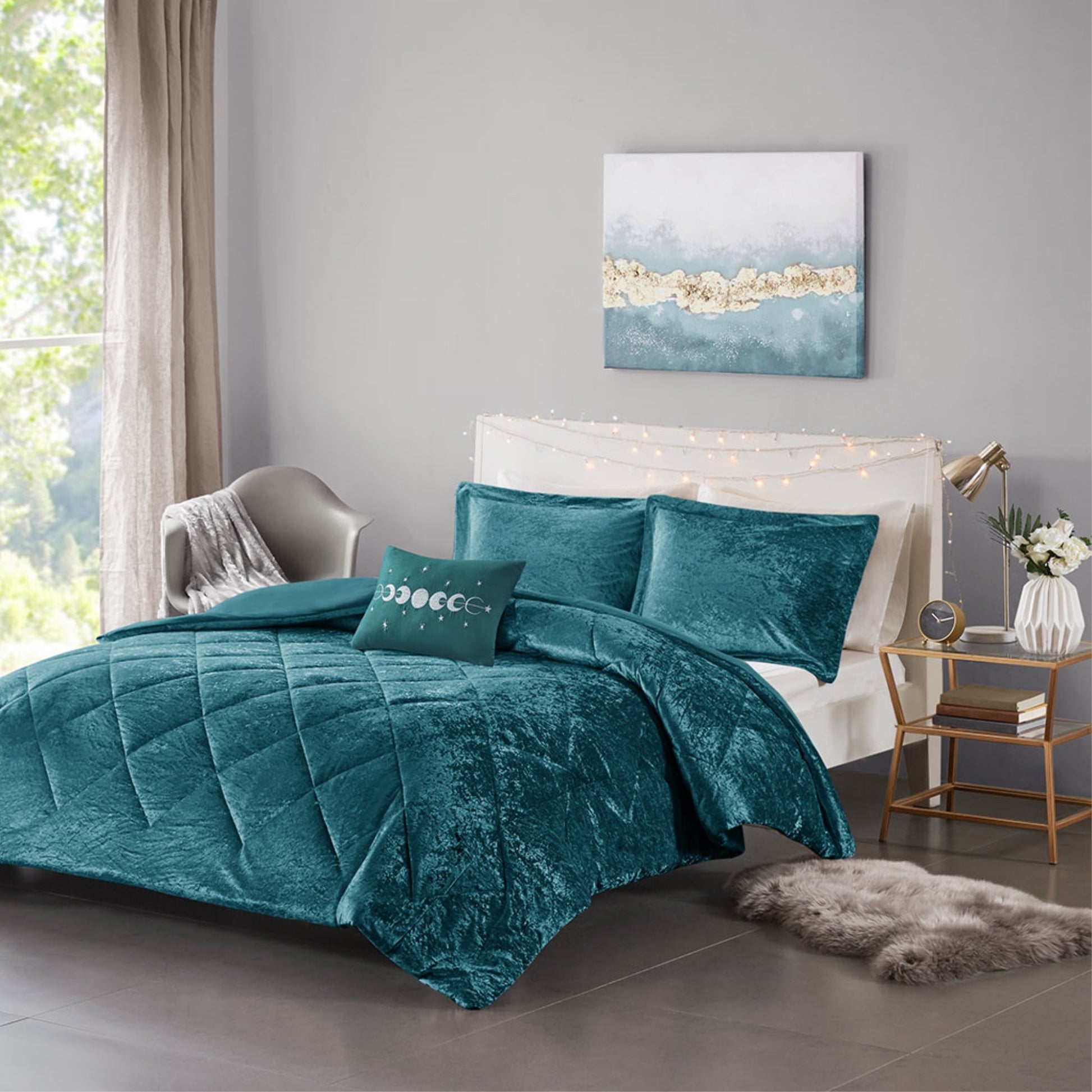 CasaFoyer Velvet Duvet Cover Set - Luxurious Teal Crushed Velvet Bedding with Quilted Diamond Top - Includes Shams and Decorative Pillow - Machine Washable - Soft and Comfortable - Button Closures and Corner Ties - Glamorous and Elegant Bedroom Decor